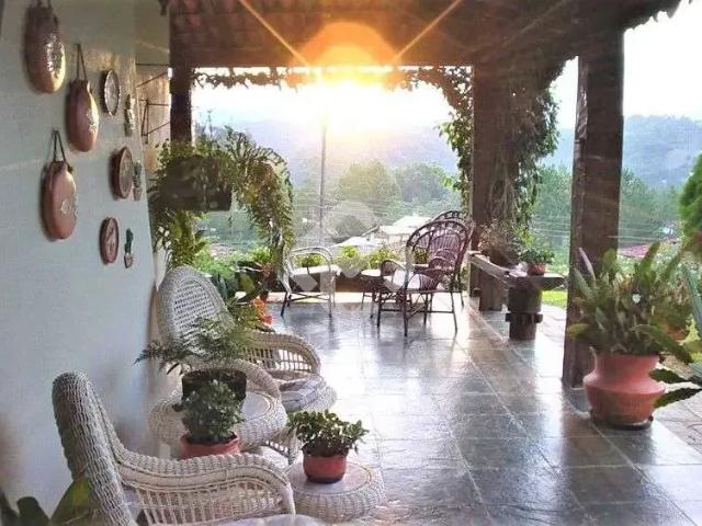 Casa venda em Teresópolis, Região Geográfica Intermediária de Petrópolis