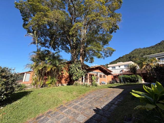 Casa venda em Teresópolis, Região Geográfica Intermediária de Petrópolis