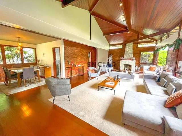 Casa venda em Região Geográfica Imediata de Petrópolis, Região Metropolitana do Rio de Janeiro