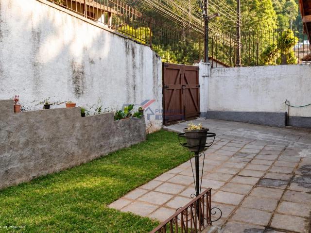 Casa venda em Teresópolis, Região Geográfica Intermediária de Petrópolis