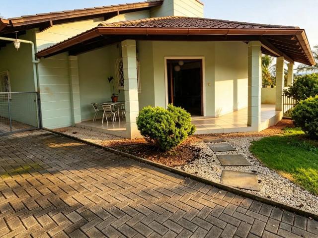 Casa venda em Timbó, Região Geográfica Intermediária de Blumenau