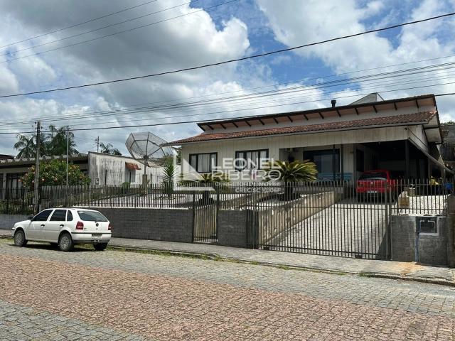 Casa venda em Timbó, Região Geográfica Intermediária de Blumenau