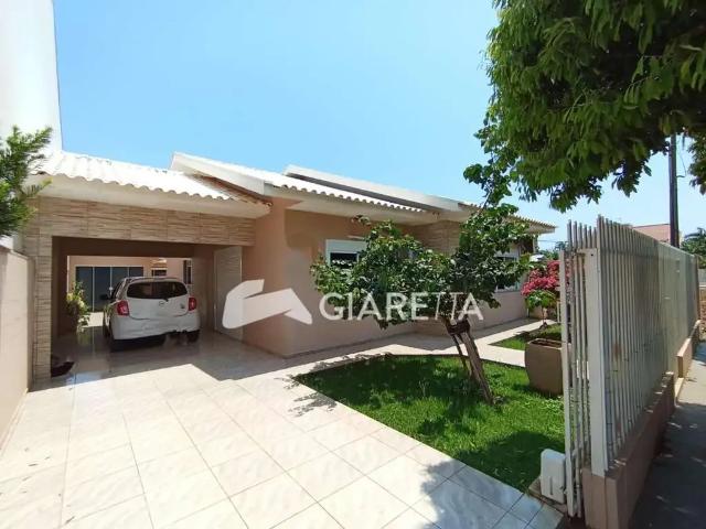 Casa venda em Toledo, Região Geográfica Intermediária de Cascavel