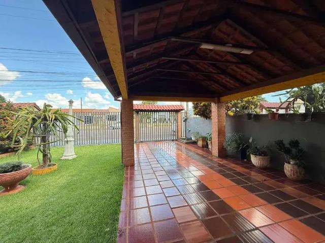 Casa venda em Toledo, Região Geográfica Intermediária de Cascavel