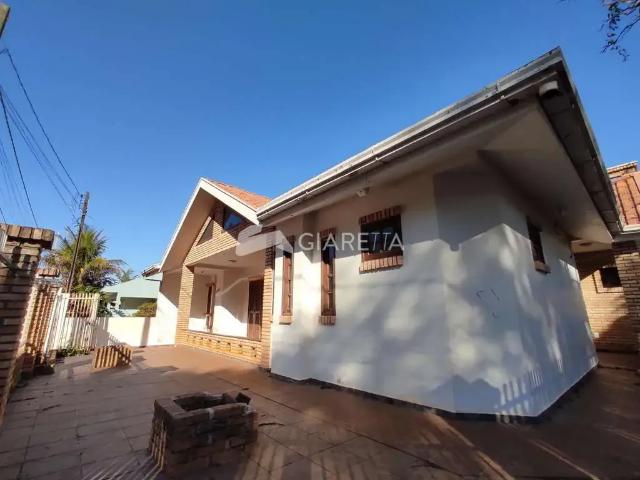 Casa venda em Toledo, Região Geográfica Intermediária de Cascavel