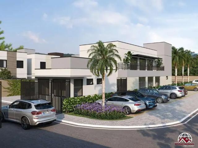 Casa venda em Região Imediata de Taubaté-Pindamonhangaba, Região Metropolitana do Vale do Paraíba e Litoral Norte
