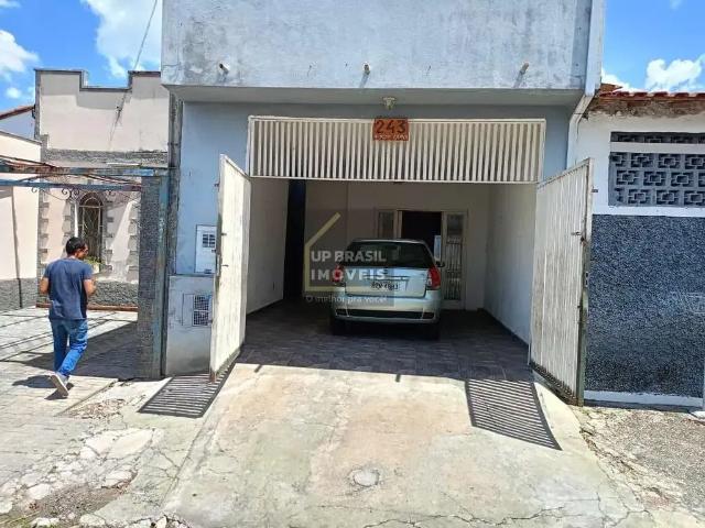 Casa venda em Região Imediata de Taubaté-Pindamonhangaba, Região Metropolitana do Vale do Paraíba e Litoral Norte