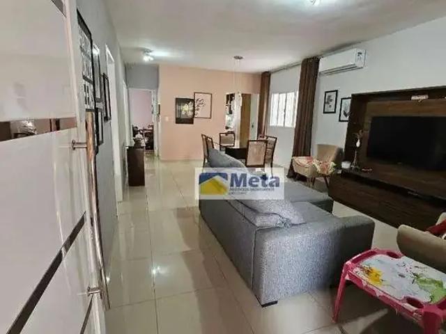 Casa venda em Região Imediata de Taubaté-Pindamonhangaba, Região Metropolitana do Vale do Paraíba e Litoral Norte