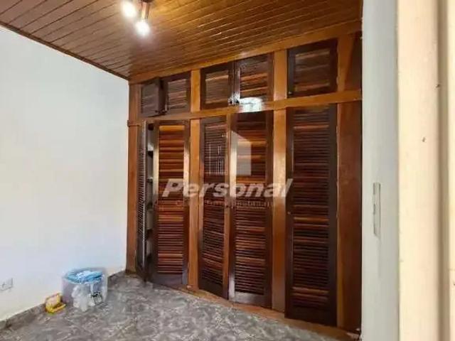 Casa venda em Região Imediata de Taubaté-Pindamonhangaba, Região Metropolitana do Vale do Paraíba e Litoral Norte