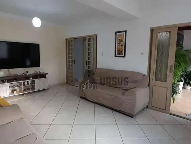 Casa venda em Região Imediata de Taubaté-Pindamonhangaba, Região Metropolitana do Vale do Paraíba e Litoral Norte