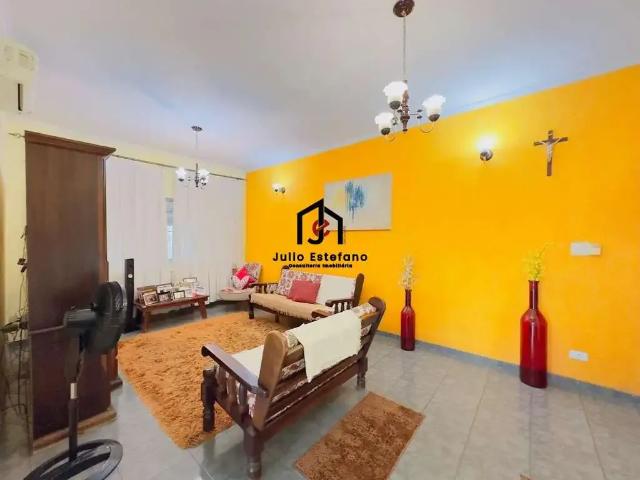 Casa venda em Região Imediata de Taubaté-Pindamonhangaba, Região Metropolitana do Vale do Paraíba e Litoral Norte