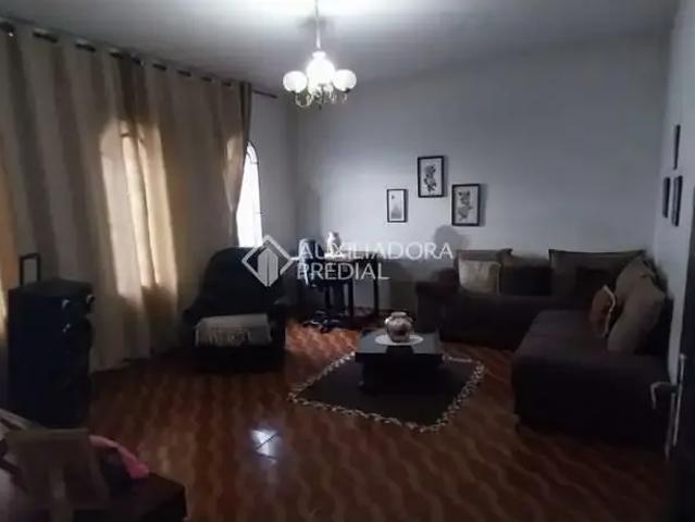 Casa venda em Região Imediata de Taubaté-Pindamonhangaba, Região Metropolitana do Vale do Paraíba e Litoral Norte