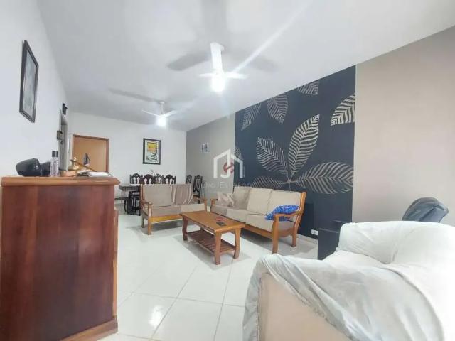 Casa venda em Região Imediata de Taubaté-Pindamonhangaba, Região Metropolitana do Vale do Paraíba e Litoral Norte