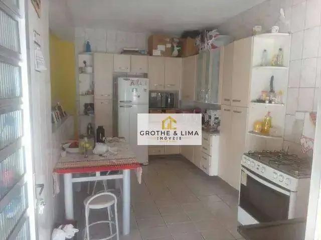 Casa venda em Região Imediata de Taubaté-Pindamonhangaba, Região Metropolitana do Vale do Paraíba e Litoral Norte