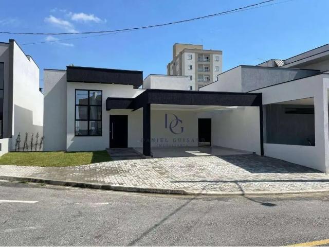 Casa venda em Região Imediata de Taubaté-Pindamonhangaba, Região Metropolitana do Vale do Paraíba e Litoral Norte