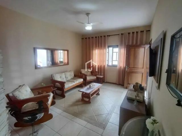 Casa venda em Região Imediata de Taubaté-Pindamonhangaba, Região Metropolitana do Vale do Paraíba e Litoral Norte
