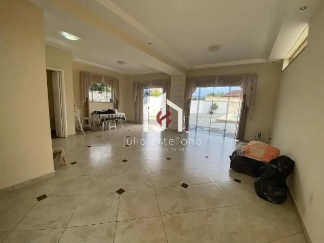 Casa venda em Região Imediata de Taubaté-Pindamonhangaba, Região Metropolitana do Vale do Paraíba e Litoral Norte