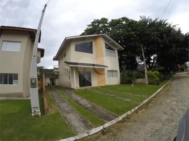 Casa venda em Região Imediata de Caraguatatuba-Ubatuba-São Sebastião, Região Metropolitana do Vale do Paraíba e Litoral Norte