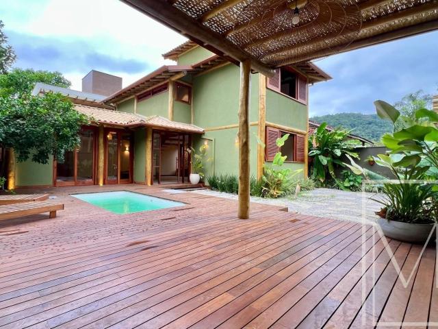 Casa venda em Ubatuba, Região Geográfica Intermediária de São José dos Campos