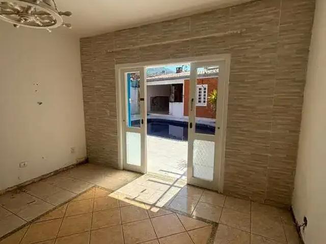Casa venda em Ubatuba, Região Geográfica Intermediária de São José dos Campos