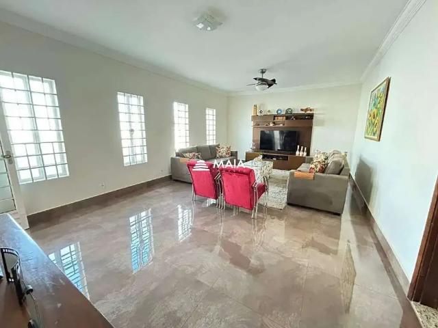 Casa venda em Uberaba, Região Geográfica Intermediária de Uberaba