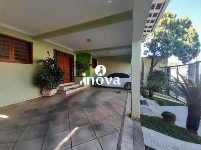 Casa venda em Uberaba, Região Geográfica Intermediária de Uberaba