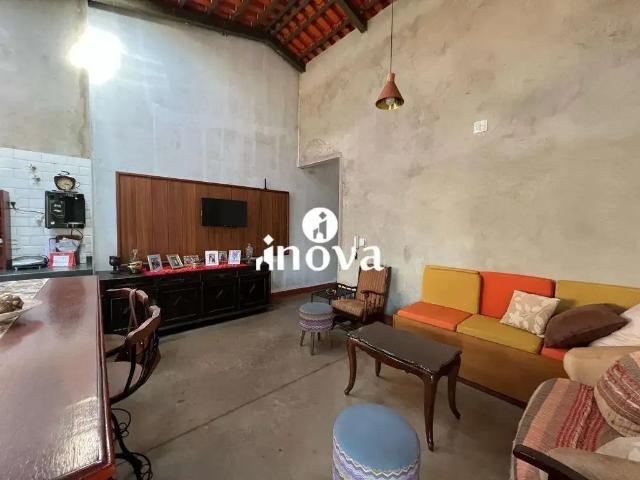 Casa venda em Uberaba, Região Geográfica Intermediária de Uberaba