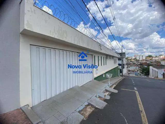 Casa venda em Uberaba, Região Geográfica Intermediária de Uberaba