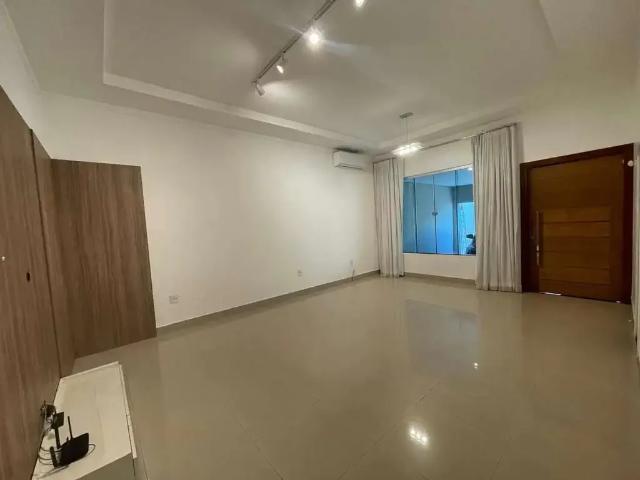 Casa venda em Uberlândia, Região Geográfica Intermediária de Uberlândia