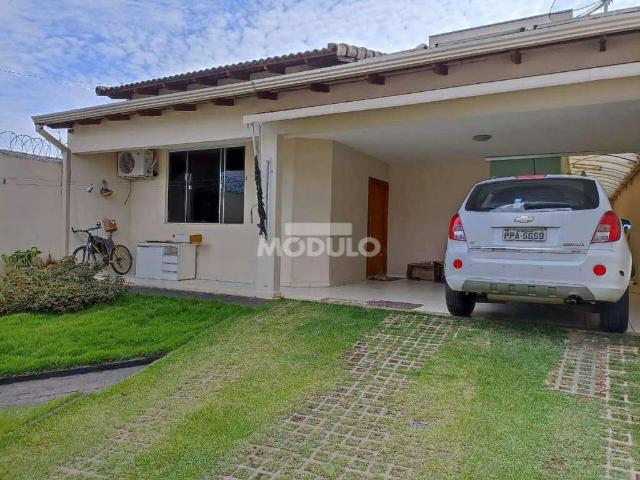 Casa venda em Setor Central, Uberlândia