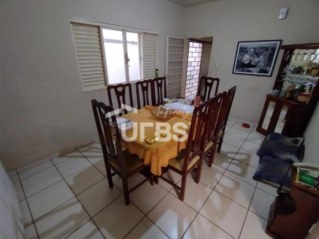 Casa venda em Setor Central, Uberlândia