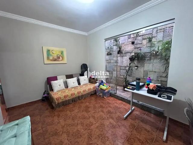 Casa venda em Dona Zulmira, Uberlândia