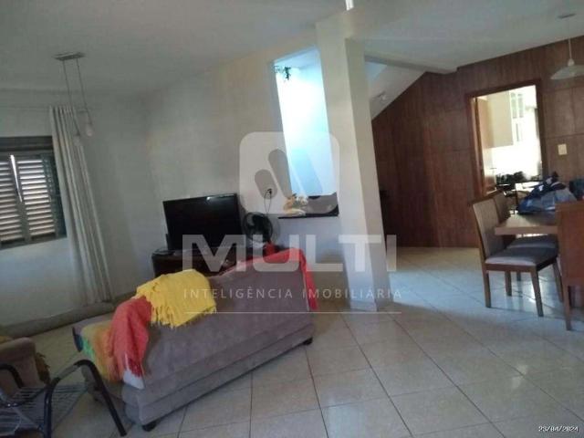 Casa venda em Jardim Lisboa, Uberlândia