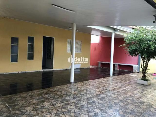 Casa venda em Jardim das Palmeiras, Uberlândia