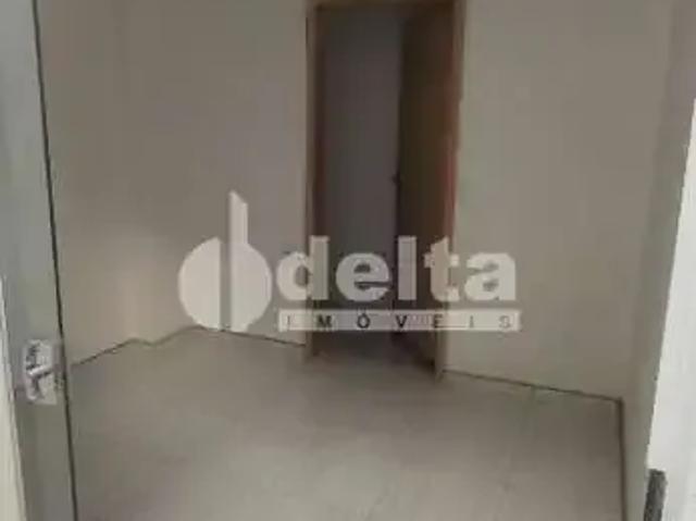 Casa venda em Jardim Holanda, Uberlândia