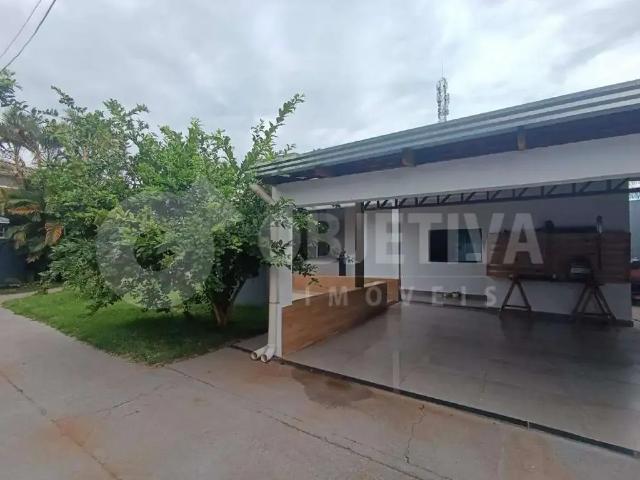 Casa venda em Itapema Sul, Uberlândia