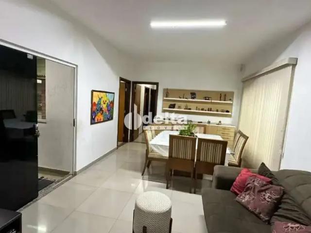 Casa venda em Dona Zulmira, Uberlândia