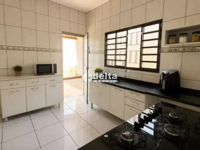 Casa venda em Residencial Integração, Uberlândia