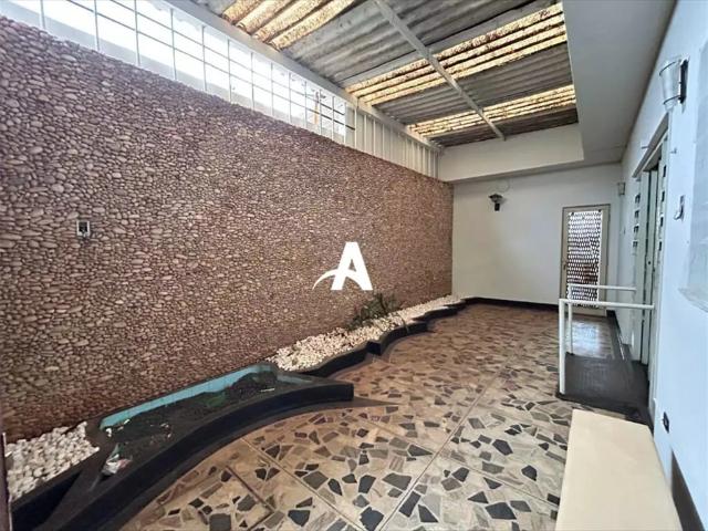 Casa venda em Setor Central, Uberlândia