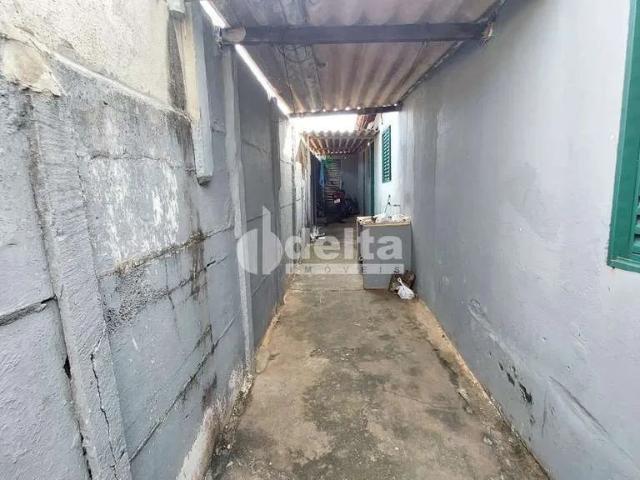 Casa venda em Luizote de Freitas, Uberlândia