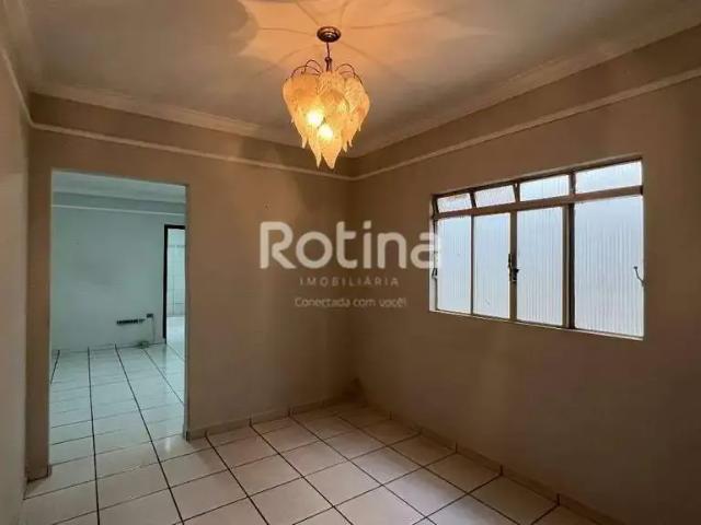 Casa venda em Setor Central, Uberlândia