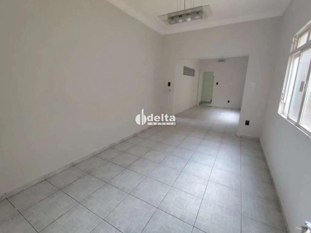 Casa venda em Setor Central, Uberlândia