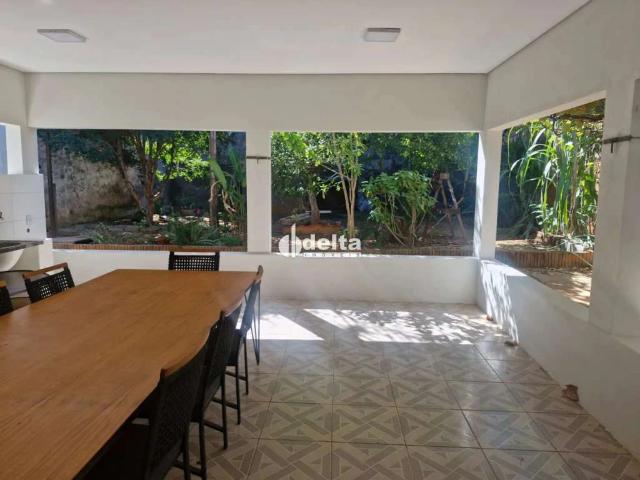 Casa venda em Uberlândia, Região Geográfica Intermediária de Uberlândia