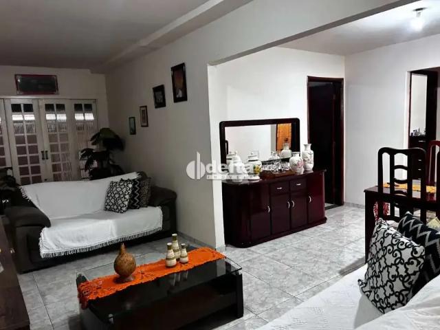 Casa venda em Região Geográfica Imediata de Uberlândia, Oliveira Fortes
