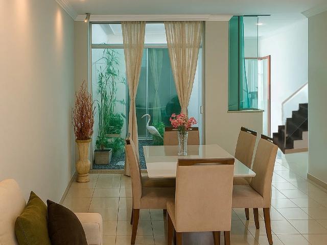 Casa venda em Uberlândia, Região Geográfica Intermediária de Uberlândia