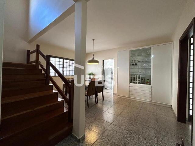 Casa venda em Santa Mônica, Uberlândia