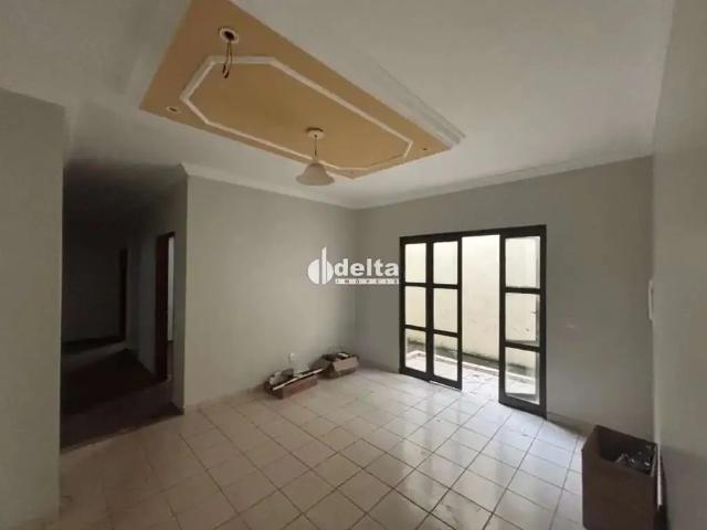 Casa venda em Uberlândia, Região Geográfica Intermediária de Uberlândia