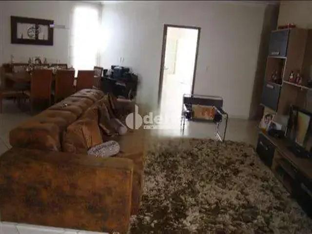 Casa venda em Jardim Lisboa, Uberlândia