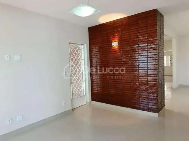 Casa venda em Vila Clayton, Valinhos