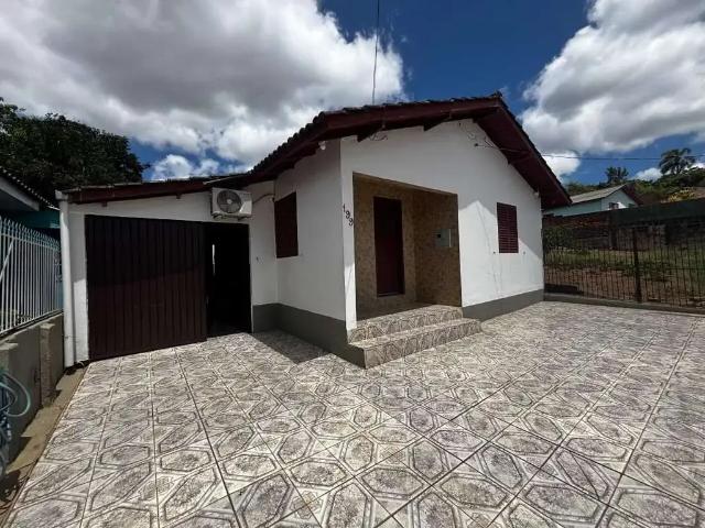 Casa venda em Região Geográfica Imediata de Porto Alegre, Região Metropolitana de Porto Alegre